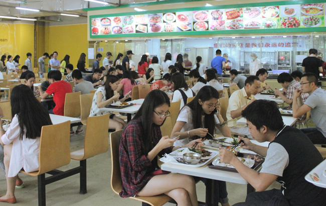 感恩回饋美食節,美食在食堂，好吃在金筷子