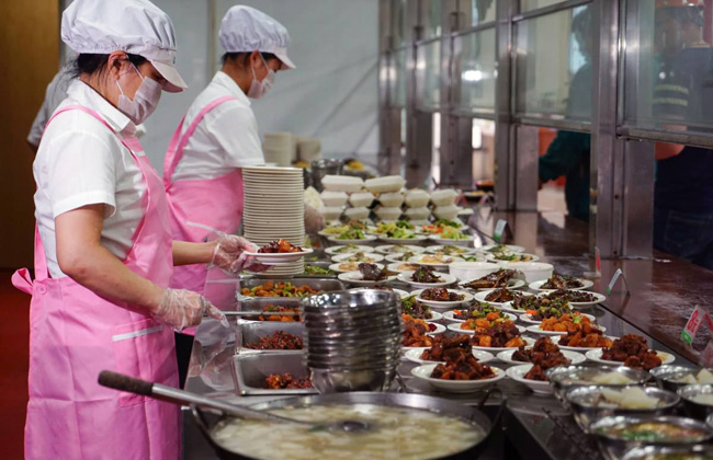 秋冬季節氣候變化，員工食堂要滿(mǎn)足營(yíng)養需求